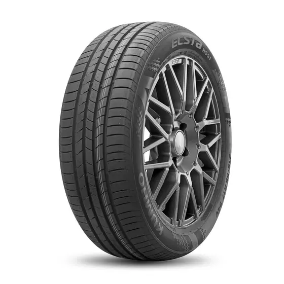 Кумхо HS-51 215/55 R18